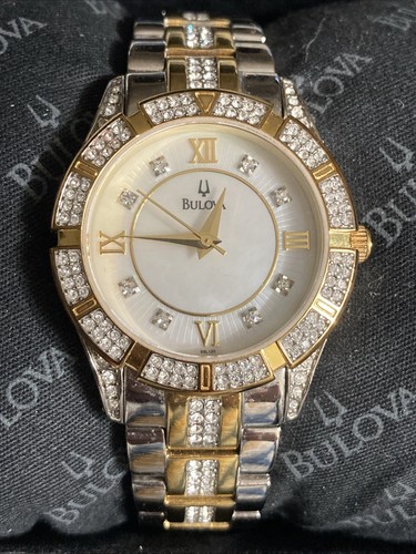 Reloj de pulsera Bulova para mujer cristal cuarzo dorado - Imagen 2 de 18