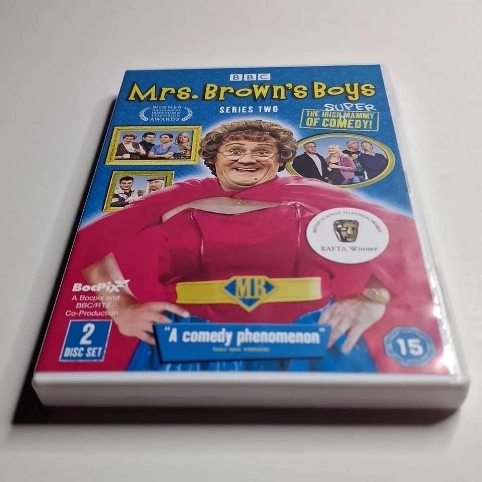 Mrs Brown's Boys: Series 2 (2 Disc DVD, 2012) Cert 15 Region 2 RTE Universal - Imagen 3 de 4