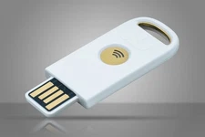 Identiv uTrust FIDO2 NFC Security Key USB-A (FIDO, FIDO2, U2F, PIV, TOTP, HOT...