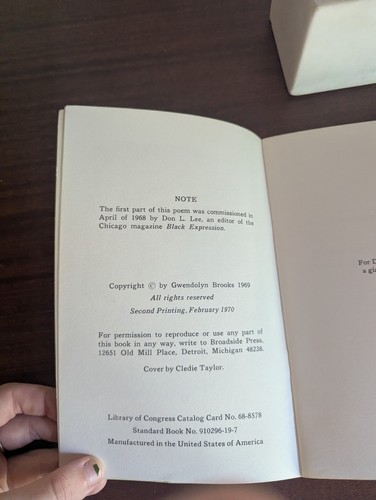 RIOT Gwendolyn Brooks Poetry First Edition 2nd Printing Broadside Press, 1970 - Picture 2 of 6