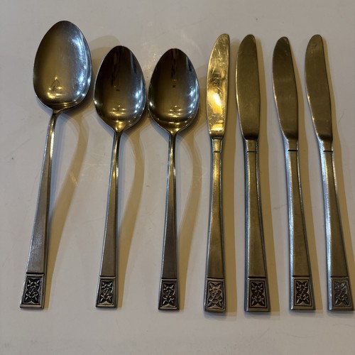 Cuchillos cucharas de colección 7 piezas Fleur de lis JCPenney patrón sajonia acero inoxidable Japón - Imagen 1 de 9