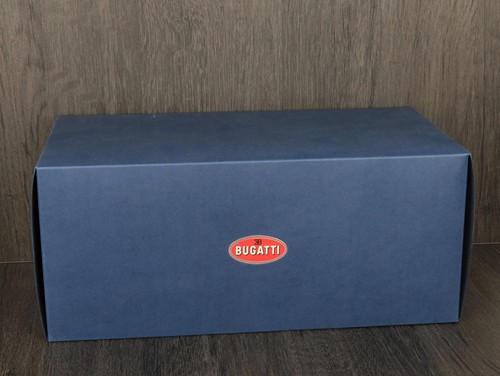 Bugatti Veyron Centenaire Red - Achille Varzi - AUTOart 1:18 - Imagen 11 de 11