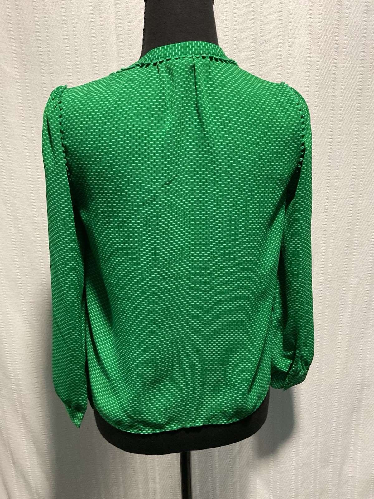 Picture 4 of 12