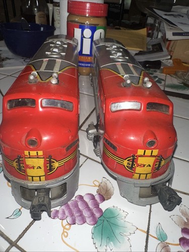 Lionel Santa Fe 2333 From 1947 High Red Decal Powered & Dummy - 第 5/15 張圖片