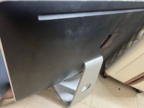 Apple iMac A1225 24" Desktop - MB418B/A (March, 2009) - Afbeelding 2 van 2
