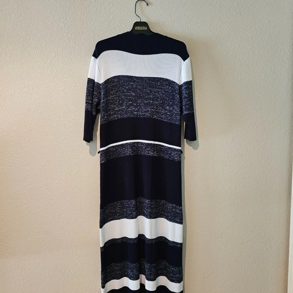 Liz Claiborne Women's Blue White Button No Belt Sweater Stretch  Dress Size XL - Image 4 of 4