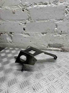 BMW 5 Gran Turismo F07 Kotflügelhalter vorne links 7193421 3.00 Diesel 30515033