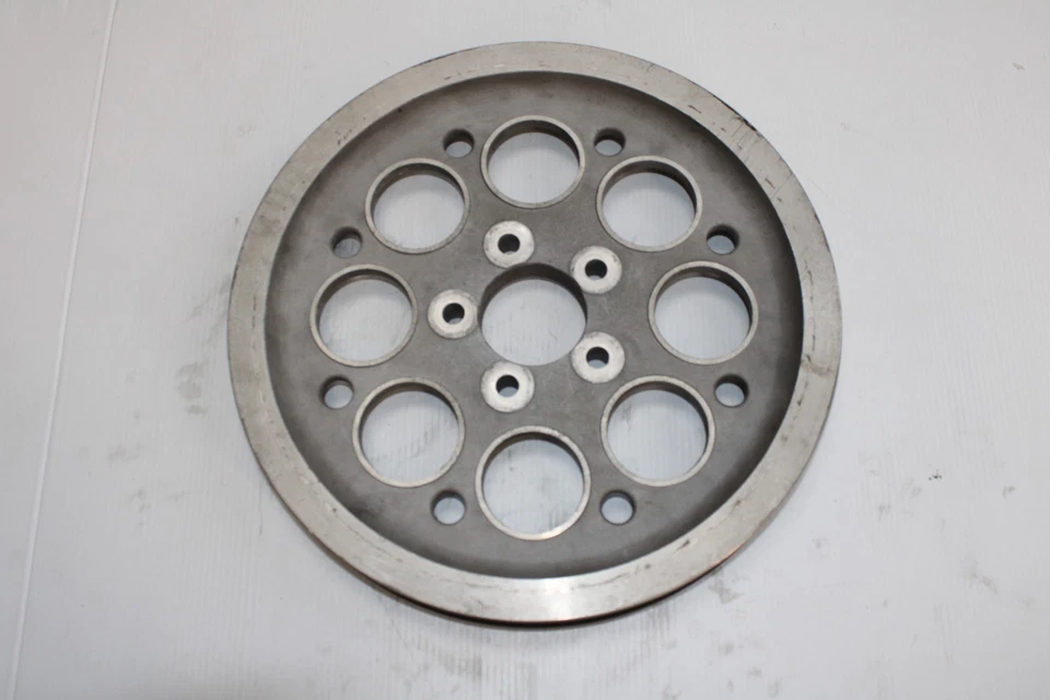 Harley-Davidson Dyna Super Glide 2003 OEM polea de piñón trasero 70T 40221-00 Foto 3 de 4