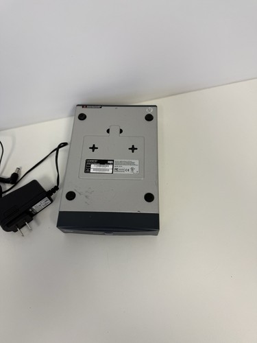 Linksys RV042 Dual WAN VPN Router 4'port LAN Rev 1.1 w/ Power Adapter - Picture 13 of 16