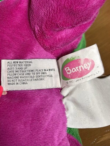 Pillow Pet Barney Purple Dinosaur Plush 2011 Size 12x14 - Picture 8 of 13