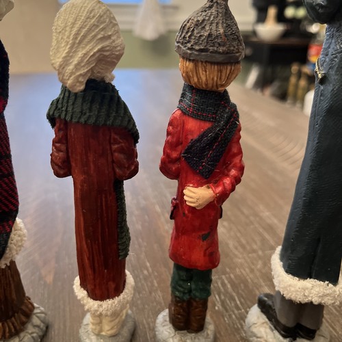 Vntg Sterling Inc 4 Pc Caroler Figurines with Cloth On Outfits & Paper Books - Picture 18 of 20