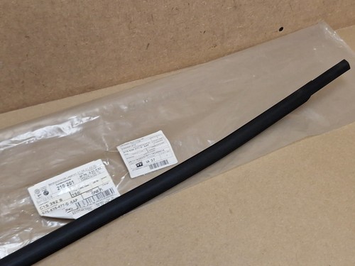 Sello ventana puerta trasera izquierda Skoda Karoq 2018-2024 575839477D 5AP genuino - Imagen 6 de 13