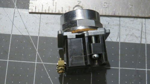 Lentes, tirones, palancas, perillas, luces piloto y accesorios Cutler-Hammer Prest - Imagen 165 de 274