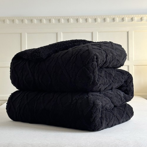 3 Piece Borrego Knitted Sherpa Comforter Set Reversible Bedding Set All Season - Picture 17 of 87