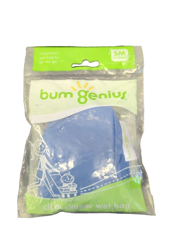 bumGenius 1 Cloth Diaper Wet Bag, Size Small Blue 12x10x1/2 - Picture 5 of 5