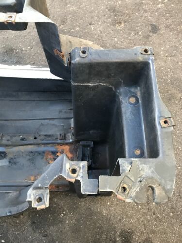 1985-1989 CORVETTE C4 RADIATOR Shroud Surround Complete Upper Lower - Picture 11 of 23