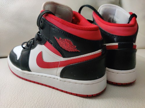 Nike Air Jordan 1 Mid GS shoes White Black Red Youth Sz 4.5 Womens 6 DJ4695-122 - Picture 5 of 10