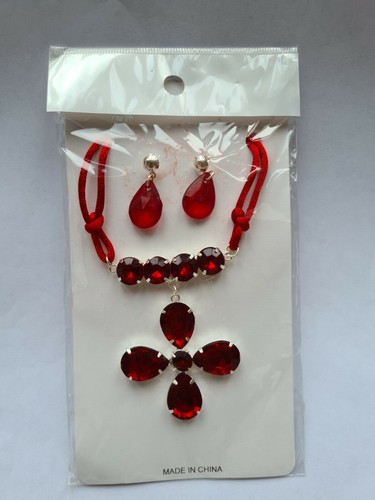 Matching necklace and earring sets - Picture 121 of 156
