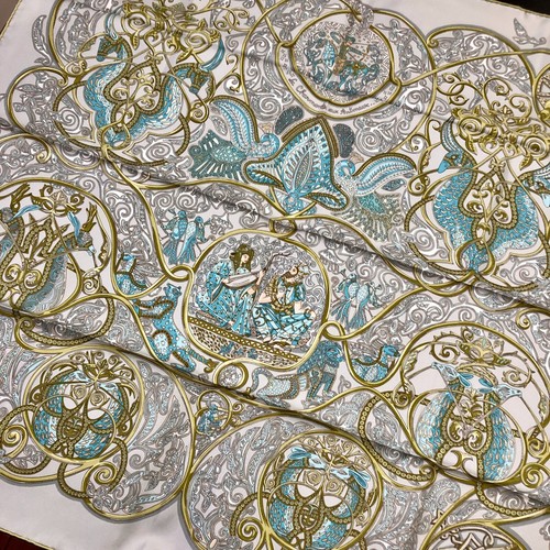 MINT w/Tag & Box HERMES Silk Scarf La Charmante aux Animaux Patina Unused 90 35″ - Picture 9 of 23