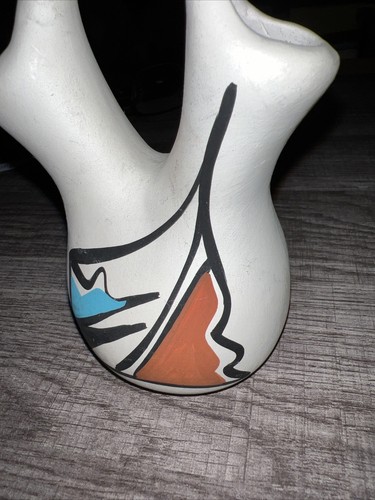 SIGNED L Toya  Pueblo Wedding Vase Native American POTTERY New Mexico Two Spout  - Picture 6 of 8