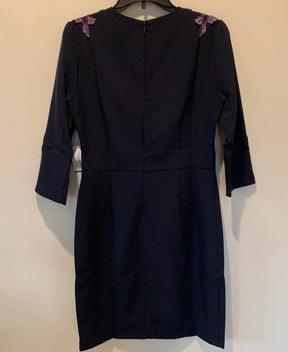 Neu mit Etikett Alexia Admor Damenkleid marineblau Blumenstickereien Größe 8 Etui-Ausschnitt 265 $ - Bild 4 von 12