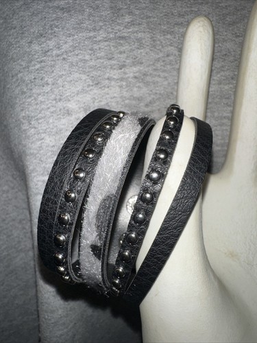 J CREW Gothic Leather Stud wide Cuff Multi Strand Beaded Bracelet NWOT new 💗238 - Imagen 4 de 5