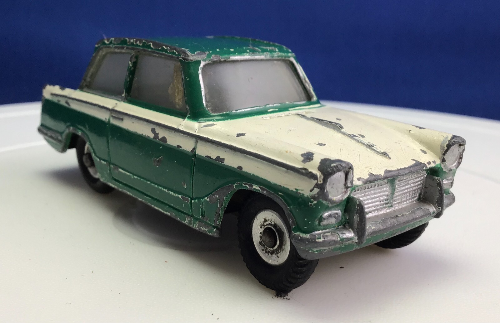 Dinky 189, Triumph Herald - Free Price Guide & Review