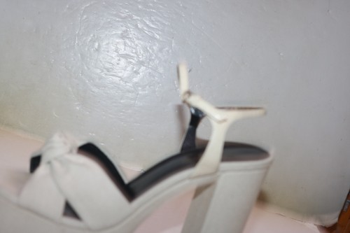 Sandali Saint Laurent tessuto bianco plateau tacco alto a blocco misura 40 - Foto 16 di 21