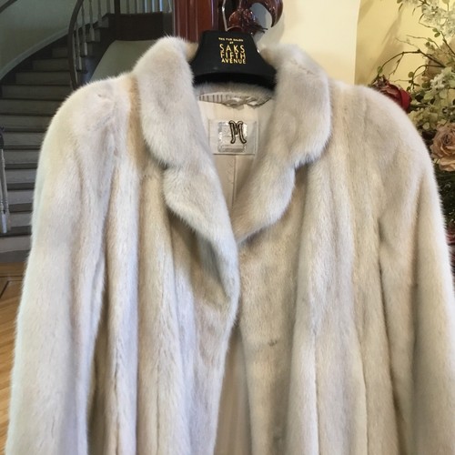 Gorgeous Silver Mink  Coat / Jacket SZ M/l - Picture 3 of 17