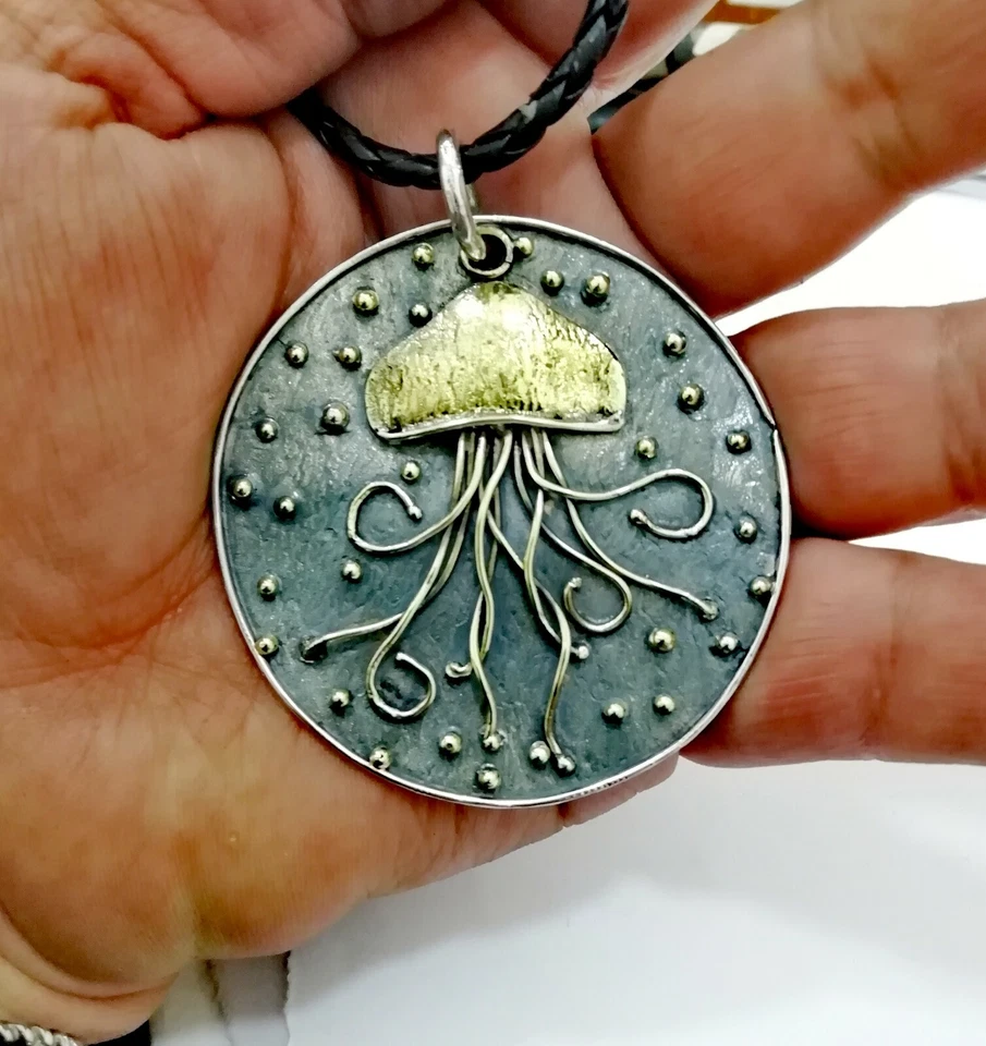 COLLANA CIONDOLO DONNA MEDUSA IN ARGENTO 925 E BRONZO ARTIGIANALE DA COLLEZIONE - Immagine 3 di 4