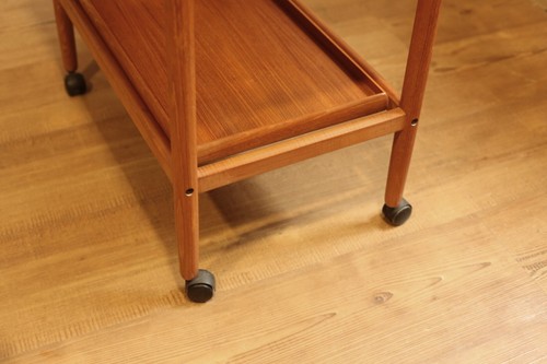 True Vintage Poul Jeppesens Grete Jalk Teck Desserte Table D'Appoint Rouleaux - Picture 4 of 10