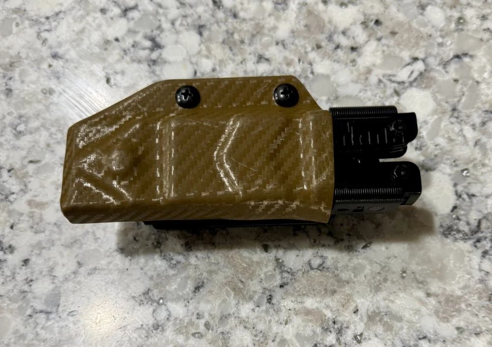 multi tool with kydex holster