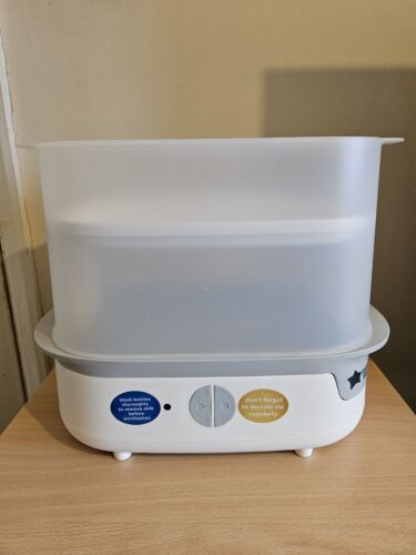 Tommee Tippee Feeding Set Electric Steam Steriliser & Easiwarm Bottle Warmer - Picture 2 of 12