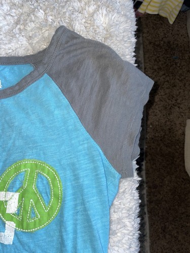 Mudd girls sz. 16 multicolor design “ peace” tee. Cute, fun - Picture 2 of 10