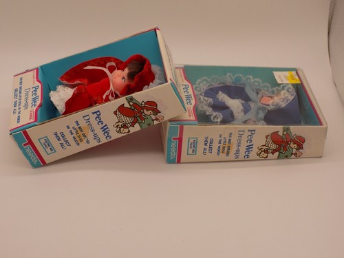 2 Vintage Pee Wee Dress-up Doll s- Uneeda - In original boxes - 5" tall - Picture 4 of 5