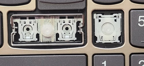Single Key & Hinge - Lenovo IdeaPad 3 15IML05 SN20M62793 PC5C-US AP1JV000660 - Picture 33 of 44