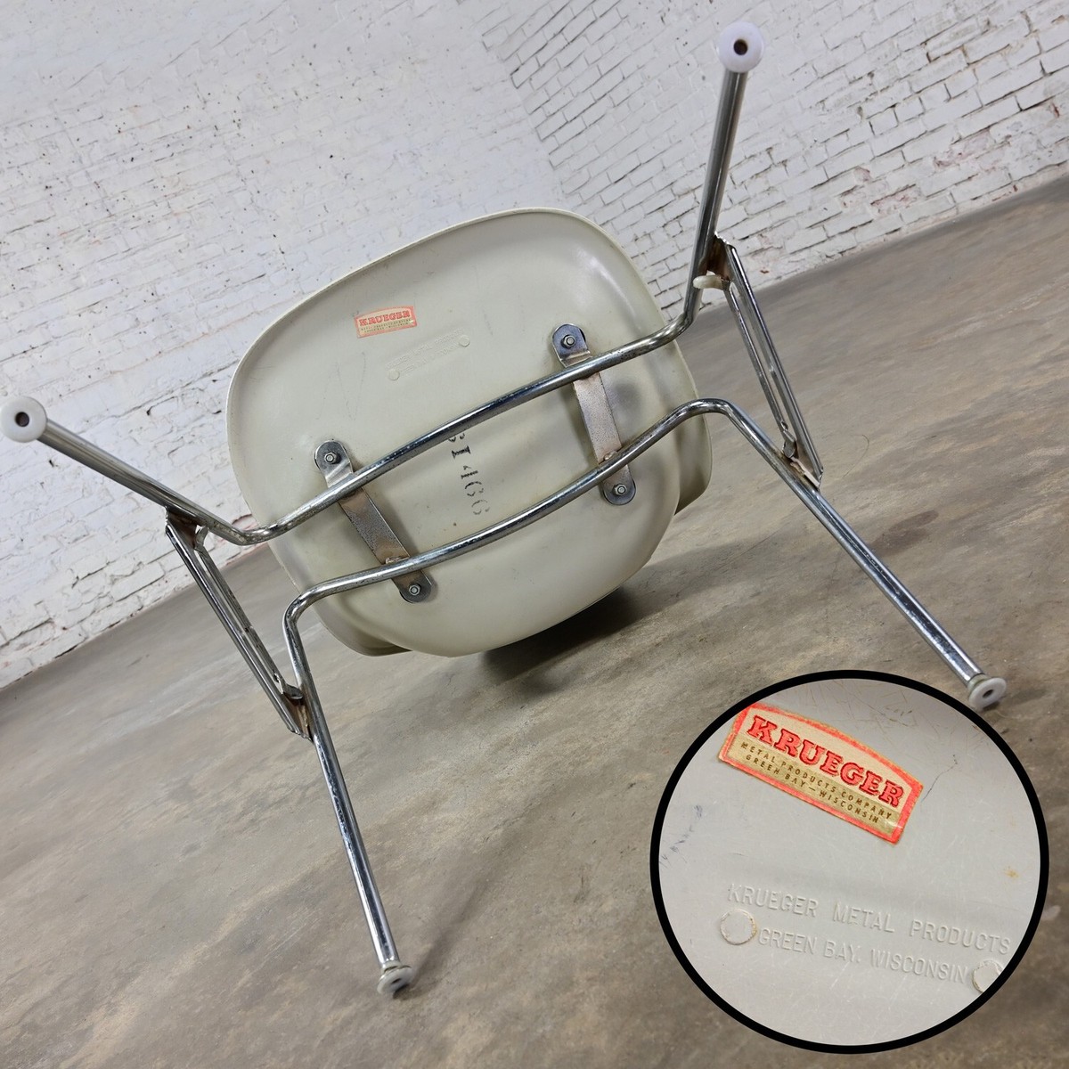 1960-70's MCM Krueger International White Fiberglass & Chrome