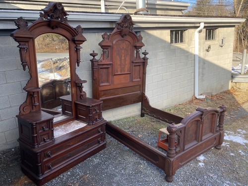 RENAISSANCE WALNUT AND BURL 2 PC. BEDROOM SET - Picture 2 of 8