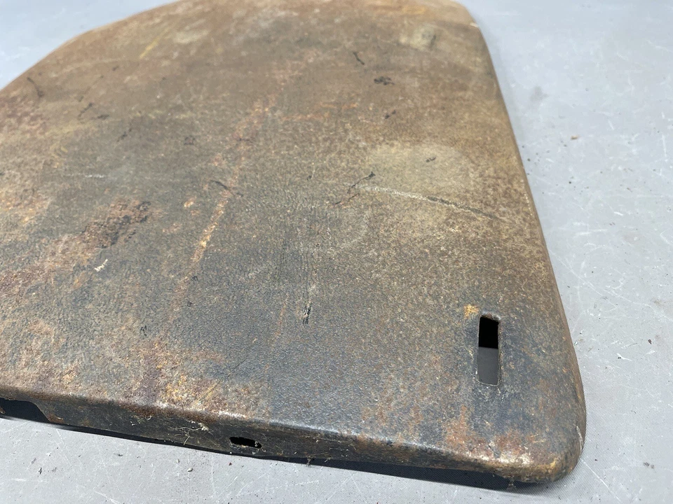 Chevy Camaro Pontiac Firebird 1967 1968 1969 canastilla asiento de metal moldura trasera derecha OE Foto 4 de 4