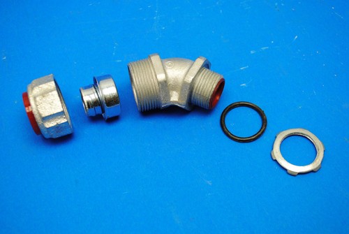 Box of 10 PCS Malleable Iron 3/4" 45° Liquid Tight Connectors w/Insulated Throat - Picture 6 of 6