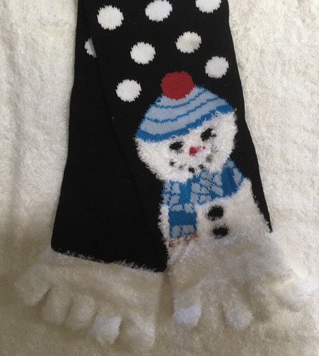 JOE BOXER Ladies Snowman TOE SOCKS Soft And Cozy ~ New - Picture 2 of 2