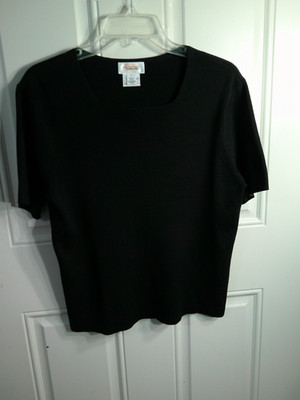 Talbots Black Silk blend  Pullover Sweater Size L Short Sleeve (G-99)