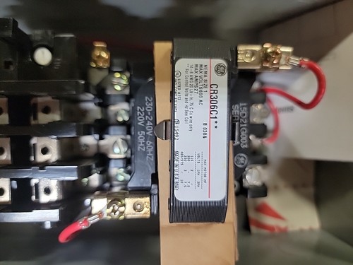 NEW GENERAL ELECTRIC CR306C103 MAGNETIC STARTER - Picture 4 of 4