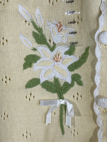 Mandel Bay Sweater Vest Size L Ramie Cotton Embroidered Lilies Yellow Pointelle - Picture 4 of 6