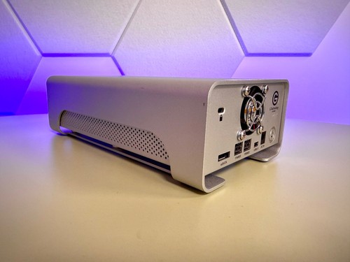 G-Technology G-RAID 2TB External Hard Drive - Picture 2 of 8