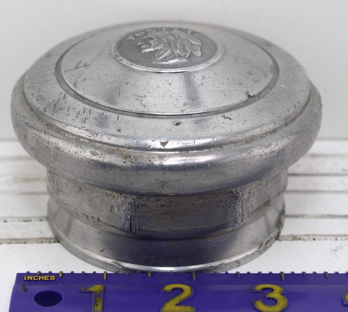 Very nice Pontiac "Chief of the Sixes" Screw-on Hubcaps-Circa 1926-1933 Aluminum - Picture 5 of 12