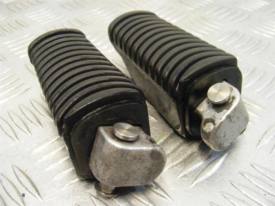 Reposapiés trasero BMW R 1200 GS 2008 2009 R1200GS B010 Foto 2 de 4