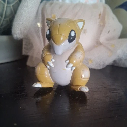 Vintage 1999 TOMY Sandshrew Pokemon Mini Figure CGTSJ Nintendo Authentic