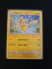 Pikachu 19/68 Hidden Fates Regular