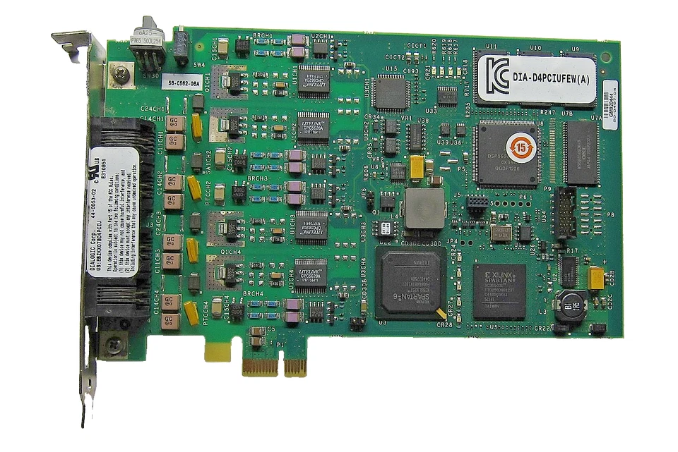 Original Dialogic D4PCIUFEW 4-Ports Analog Voice/Fax PCIe Karte D4PCIUFEQ